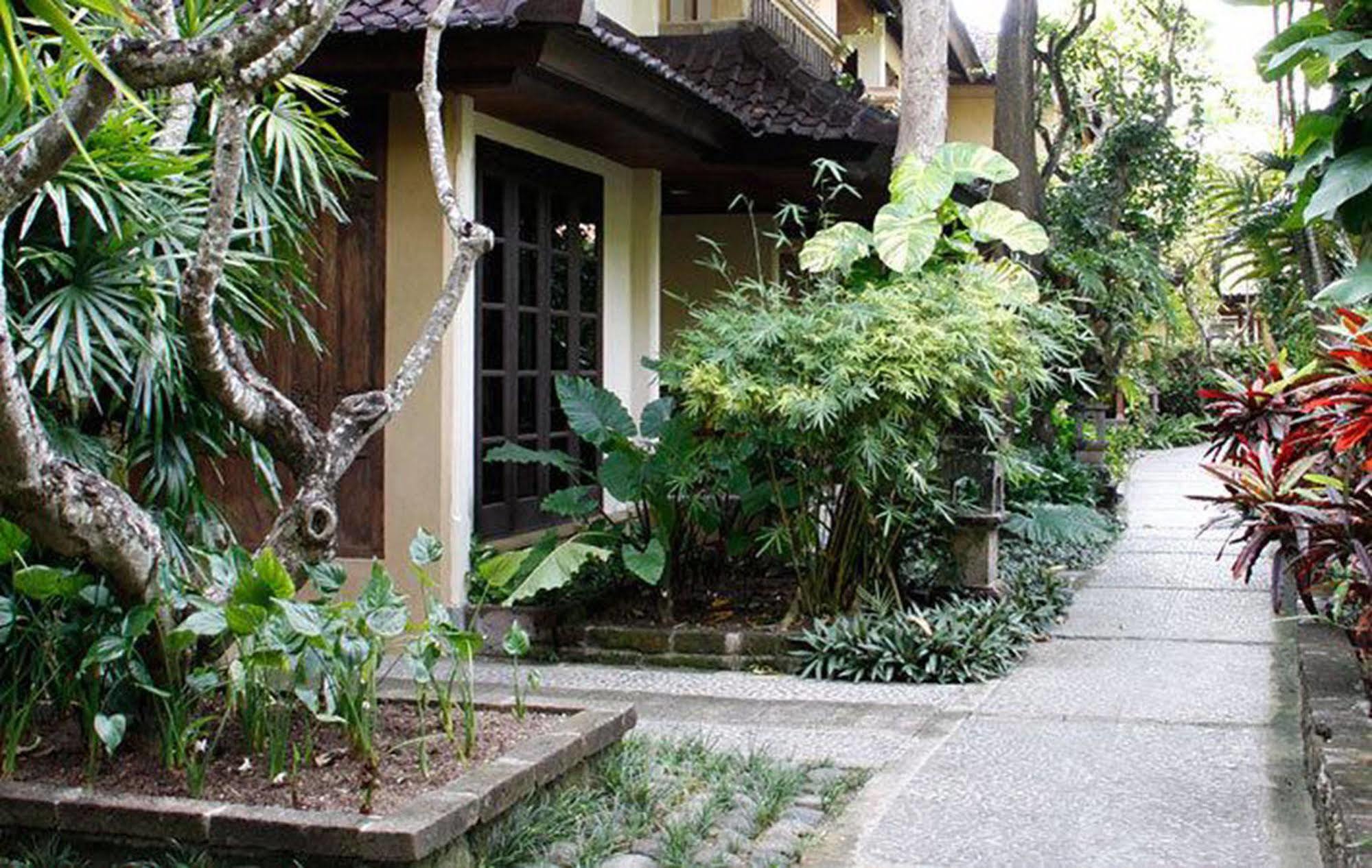 Hotel Puri Bambu Jimbaran  Exterior photo